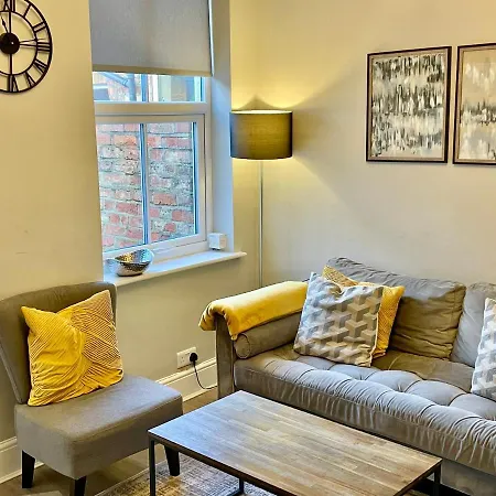 Holiday home The Balmoral Close To The Racecourse York
