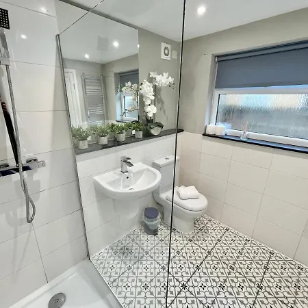 The Balmoral Close To The Racecourse York